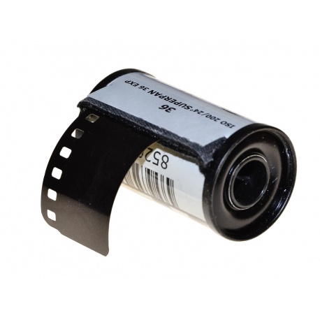 Rollei Superpan 200/36 film i slajd o dużym kontraście