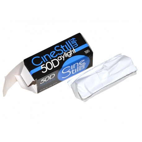CineStill Xpro C-41 50/120 Daylight film kolorowy średnioformatowy