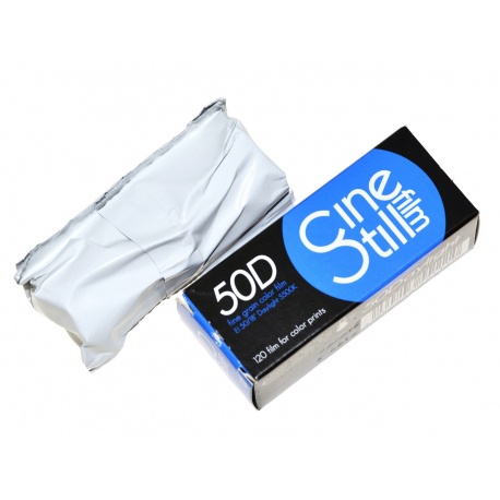 CineStill Xpro C-41 50/120 Daylight film kolorowy średnioformatowy