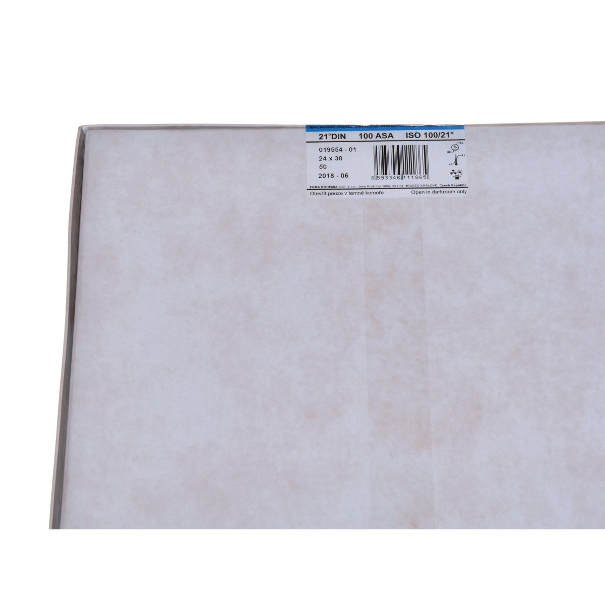 Foma Fomapan 100 24x30cm. 50szt. błona cięta do aparatu