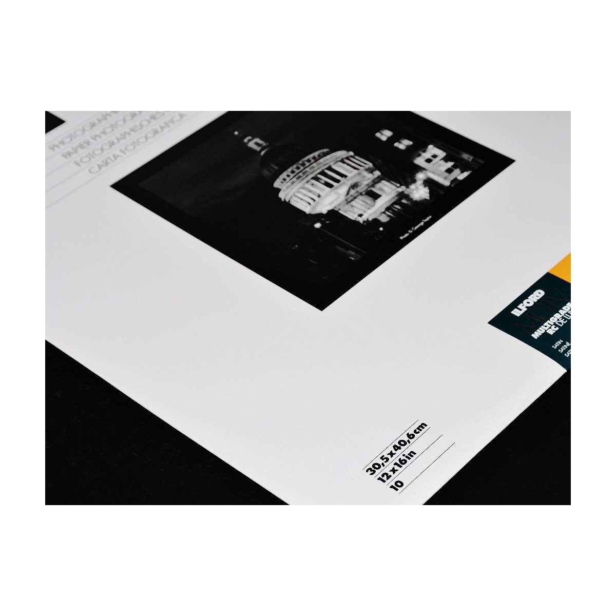 Ilford Multigrade V RC Deluxe 30x40/10 satyna