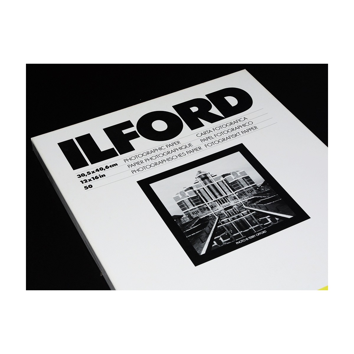 Ilford Multigrade FB Classic 30x40/50 błysk NA ZAMÓWIENIE