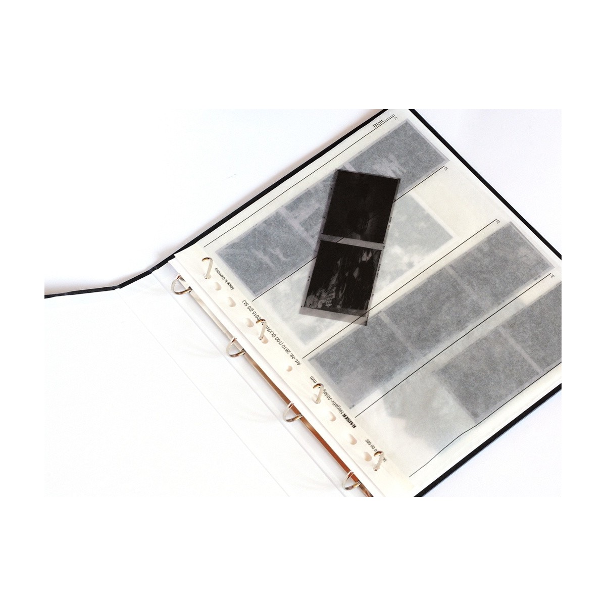 Czarno-Białe Segregator Z NAPISEM na folie + 25 koszulek na film 120