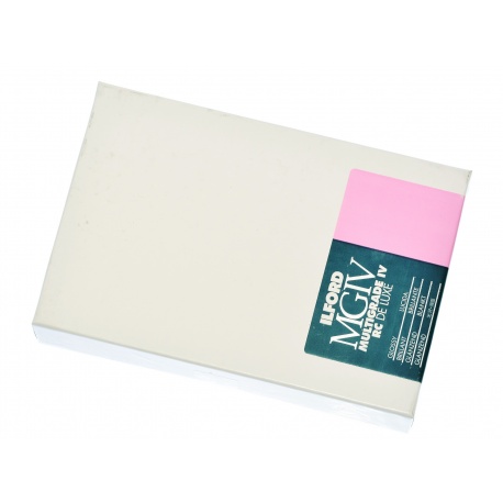Ilford Multigrade IV RC De luxe 10x15/100 błysk papier do ciemni