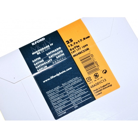Ilford Multigrade IV RC Deluxe 13x18/25 satyna papier mat