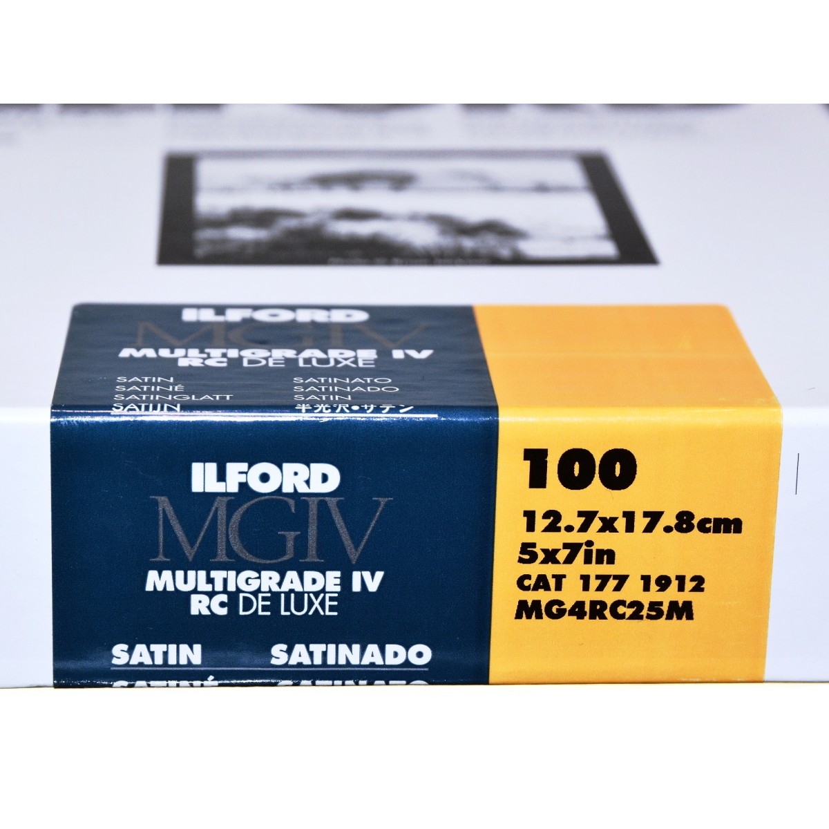 Ilford Multigrade IV RC Deluxe 13x18/100 25M satyna mat