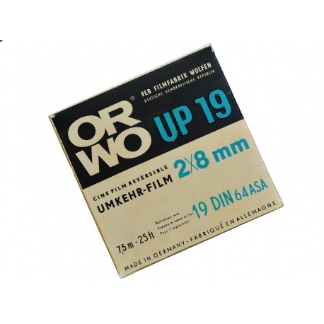 Skanowanie Skan filmu z kamery 2x8 Super i Standard 2x8mm., - 20 metrów