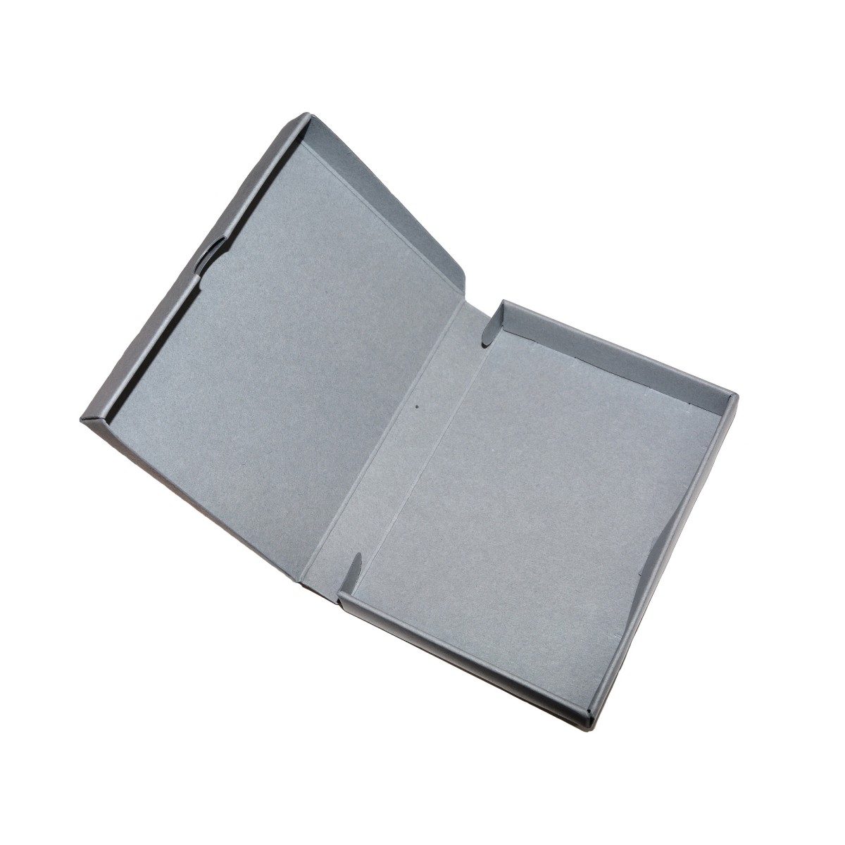 Pudełko kartonowe bezkwasowe na odbitki formatu 13x18 cm. PAT