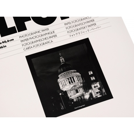 Ilford Multigrade FB Classic 30x40/10 błysk barytowy do zdjęć