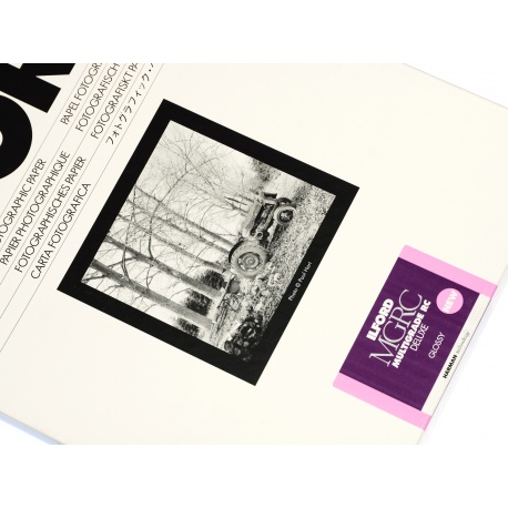 Ilford Multigrade V RC Deluxe 24x30/50 błysk NA ZAMÓWIENIE