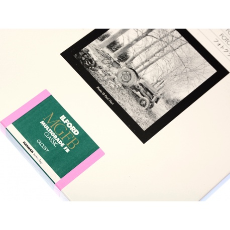 Ilford Multigrade FB Classic 24x30/50 błysk papier barytowy