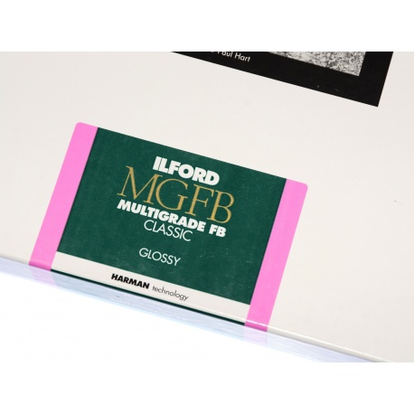 Ilford Multigrade FB Classic 24x30/50 błysk papier barytowy