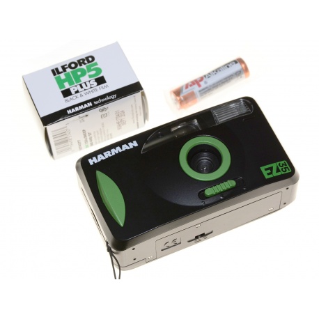 Harman EZ35 aparat małoobrazkowy na film 35mm + HP5 400/36