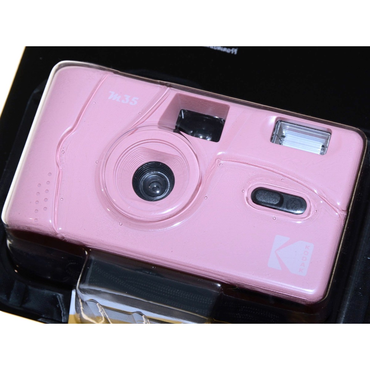 Kodak Aparat M35 Film Camera na filmy małoobrazkowe 35mm. FIOLET