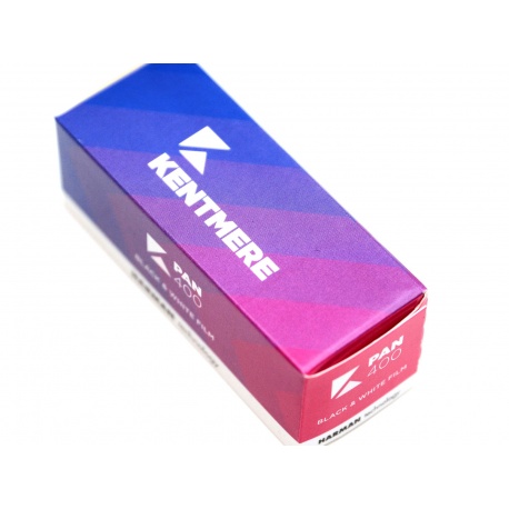 Kentmere Pan 400/120 film czarno-biały typ 120 B&W 6x6cm....