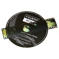 Skanowanie filmu slajdu barwnego 35mm + skan na CD