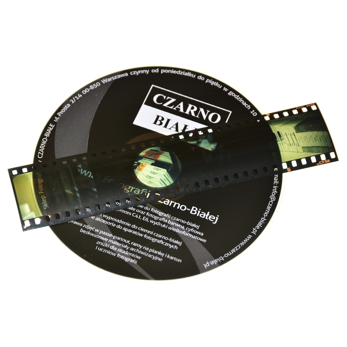 Skanowanie filmu slajdu barwnego 35mm + skan na CD