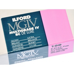 Ilford Multigrade IV RC De luxe 10x15/100 błysk papier do ciemni