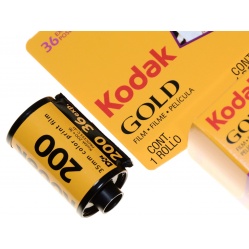 Kodak Gold 200/36 film do zdjęć kolorowych na wakacje i zabawę