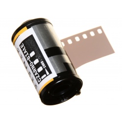 Film kolorowy Kodak Vision3 200T 200/24 DX CineStill ECN2 5213
