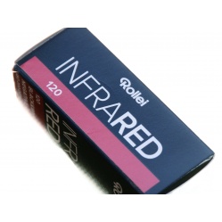 Rollei Infrared IR 400/120 820 nm. film do zdjęć w podczerwieni