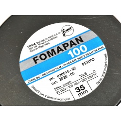 Foma Fomapan 100 30,5 m. film z puszki z metra
